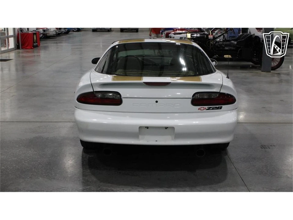 1996 Chevrolet Camaro 4th Gen - Image 25 of 31