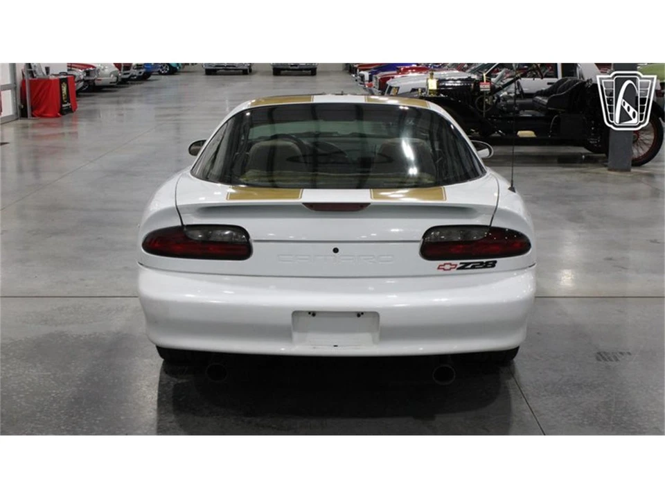 1996 Chevrolet Camaro 4th Gen - Image 11 of 31