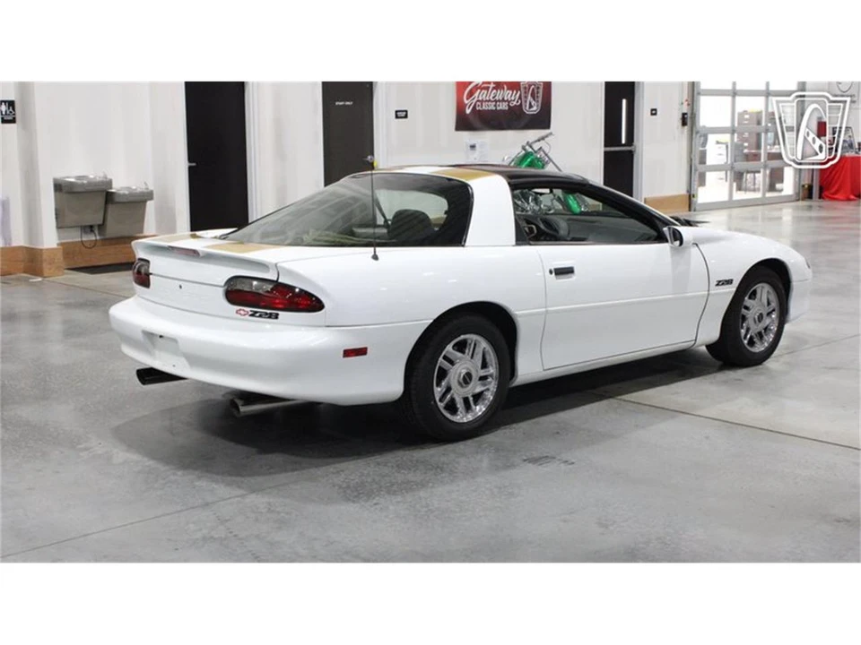 1996 Chevrolet Camaro 4th Gen - Image 26 of 31