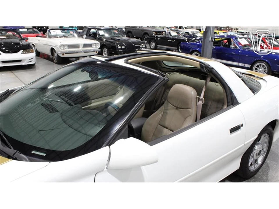 1996 Chevrolet Camaro 4th Gen - Image 16 of 31