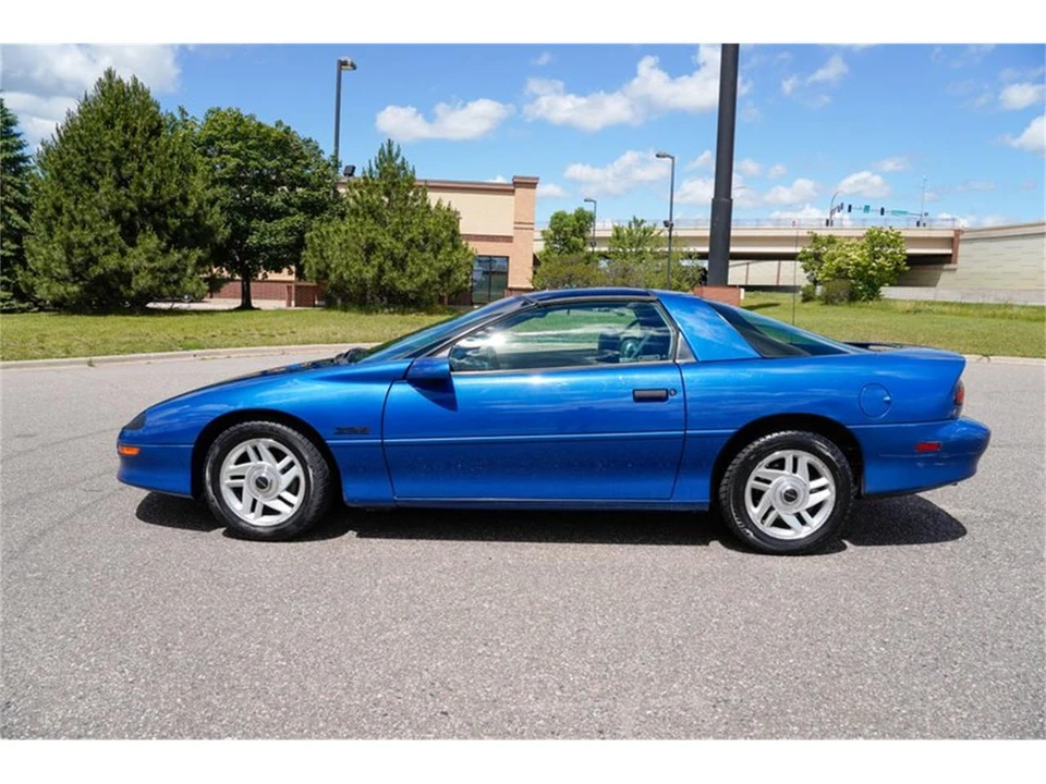 1996 Chevrolet Camaro 4th Gen - Image 7 of 31