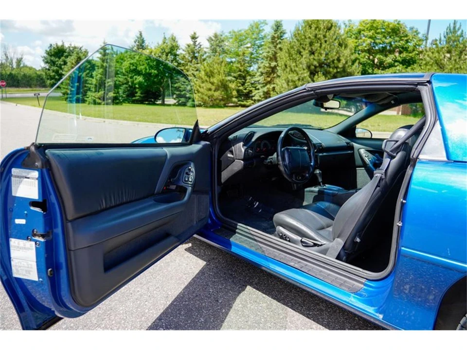 1996 Chevrolet Camaro 4th Gen - Image 10 of 31
