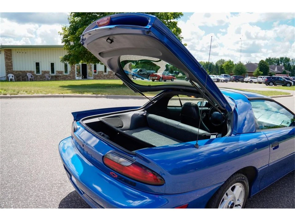 1996 Chevrolet Camaro 4th Gen - Image 20 of 31
