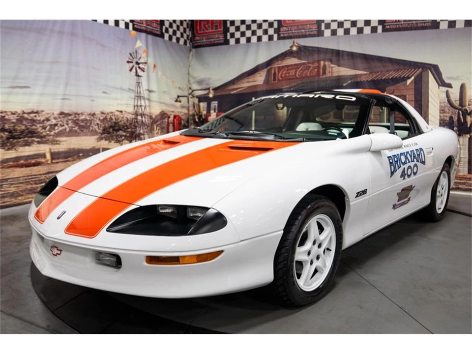1996 Chevrolet Camaro 4th Gen - Image 2 of 31