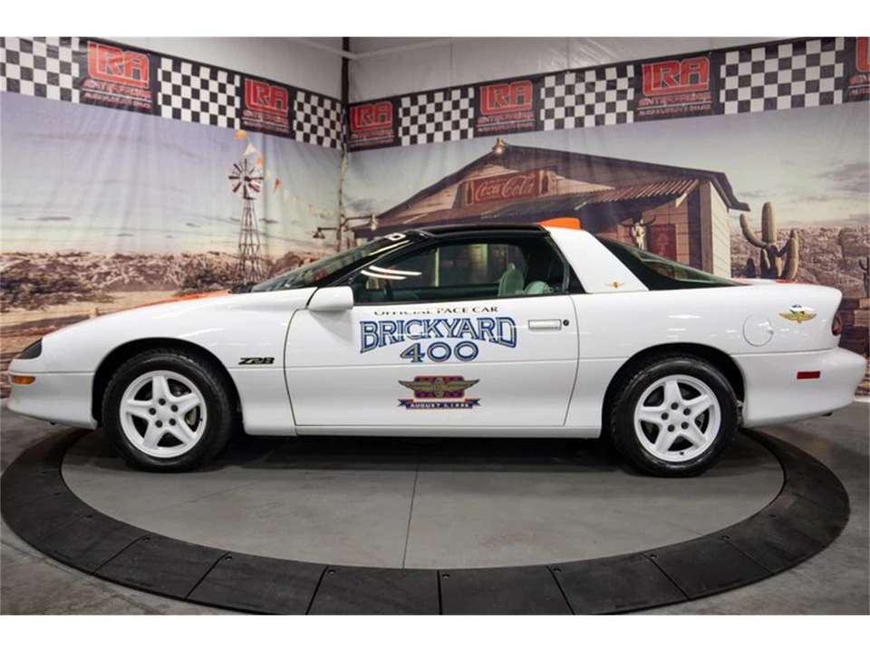 1996 Chevrolet Camaro 4th Gen - Image 8 of 31
