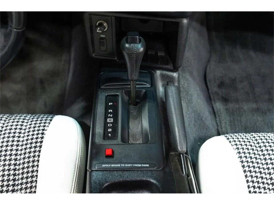 1996 Chevrolet Camaro 4th Gen - Image 22 of 31