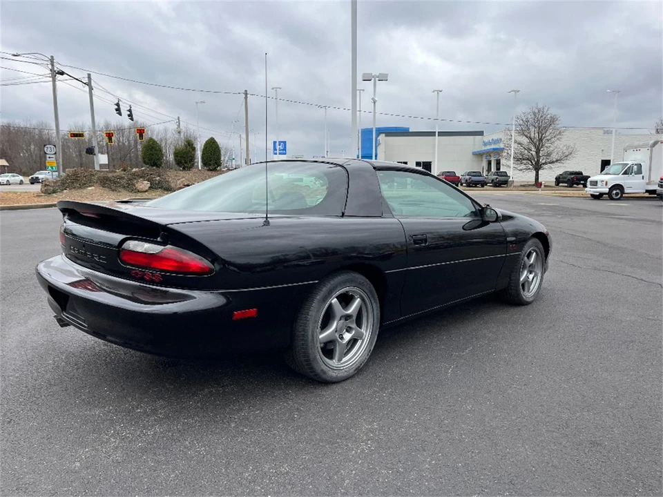 1996 Chevrolet Camaro 4th Gen - Image 18 of 31