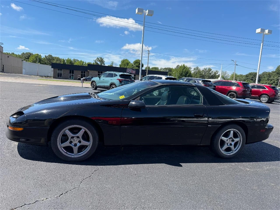 1996 Chevrolet Camaro 4th Gen - Image 2 of 31