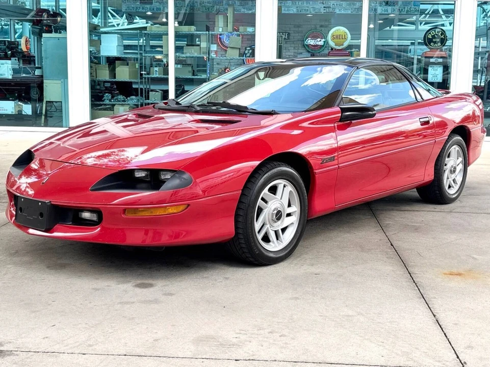 1996 Chevrolet Camaro 4th Gen - Image 11 of 31
