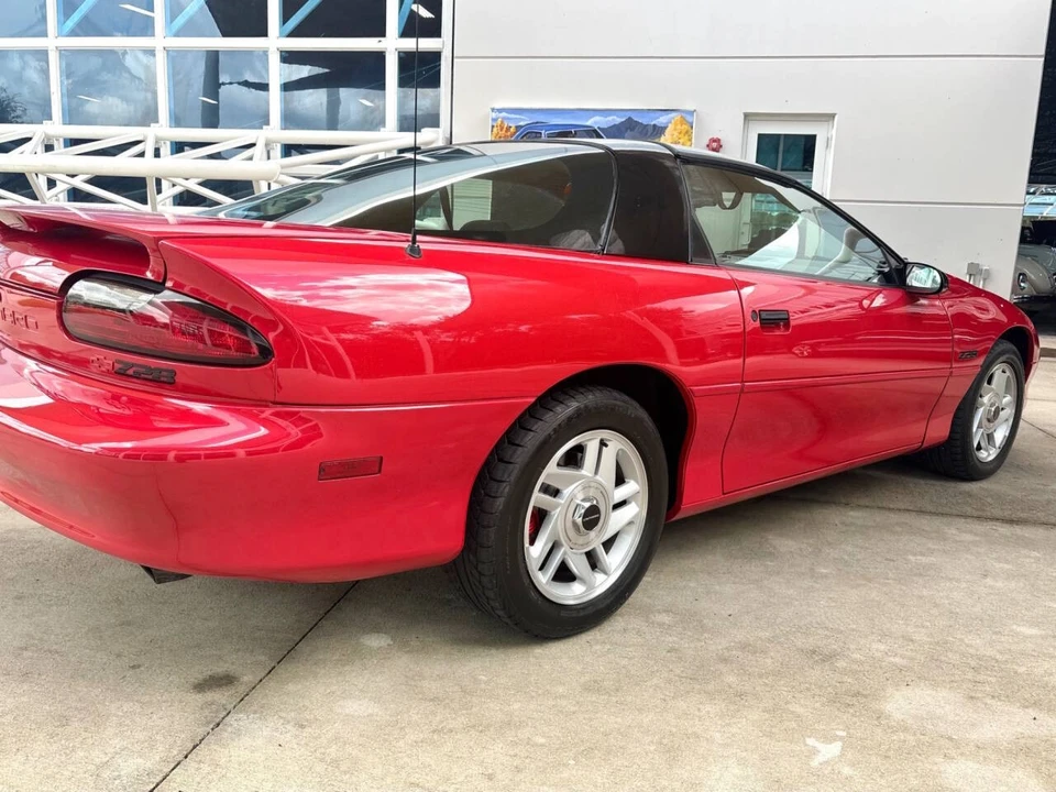 1996 Chevrolet Camaro 4th Gen - Image 16 of 31