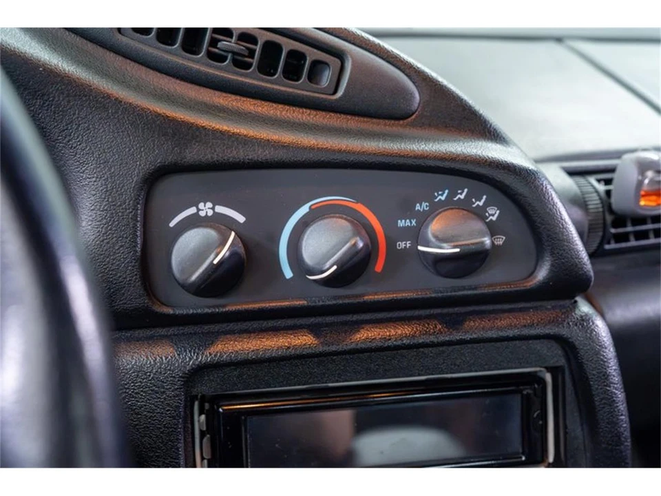 1996 Chevrolet Camaro 4th Gen - Image 15 of 31