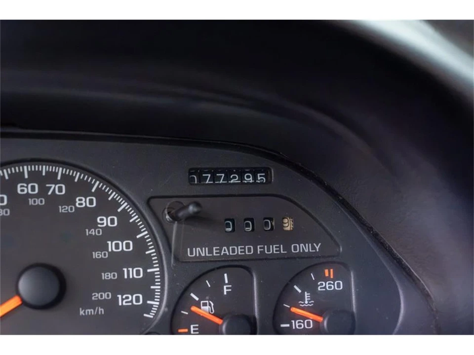 1996 Chevrolet Camaro 4th Gen - Image 14 of 31