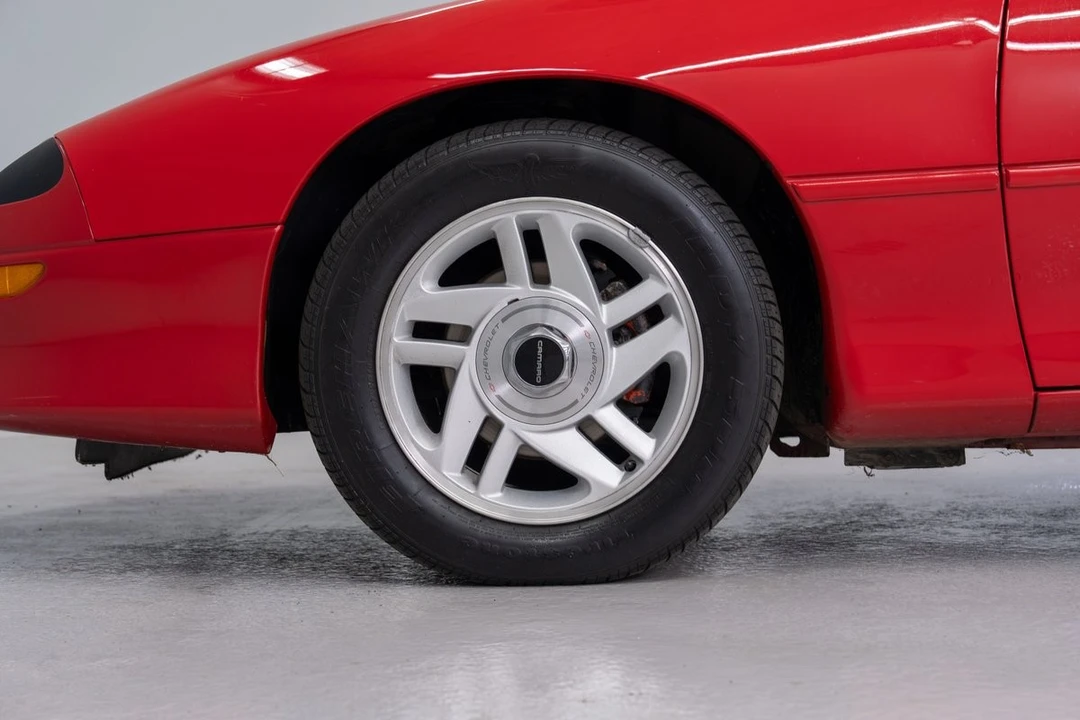 1996 Chevrolet Camaro 4th Gen - Image 25 of 31