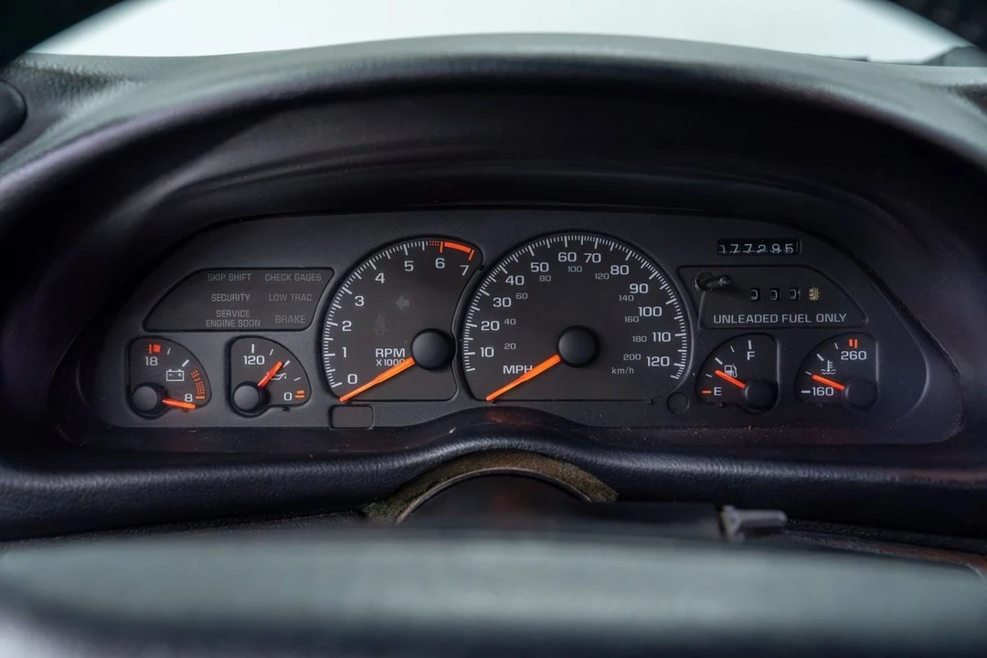 1996 Chevrolet Camaro 4th Gen - Image 14 of 31