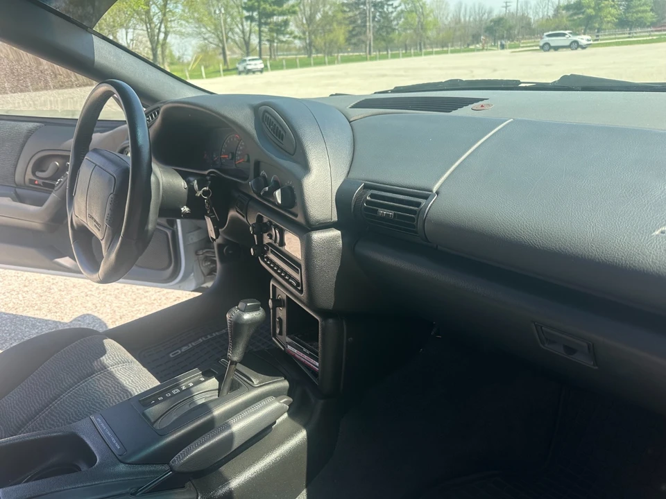 1996 Chevrolet Camaro 4th Gen - Image 6 of 21