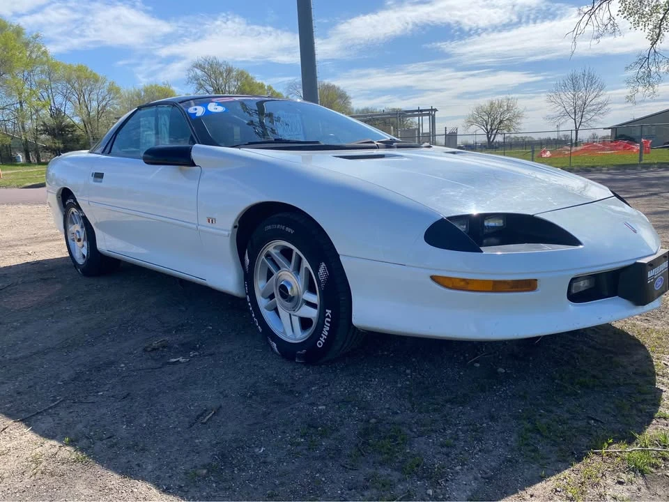 1996 Chevrolet Camaro 4th Gen - Image 3 of 12