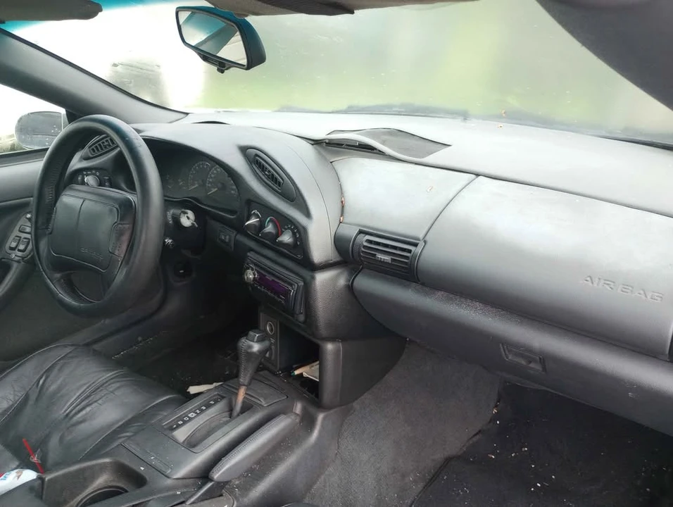1996 Chevrolet Camaro 4th Gen - Image 6 of 12