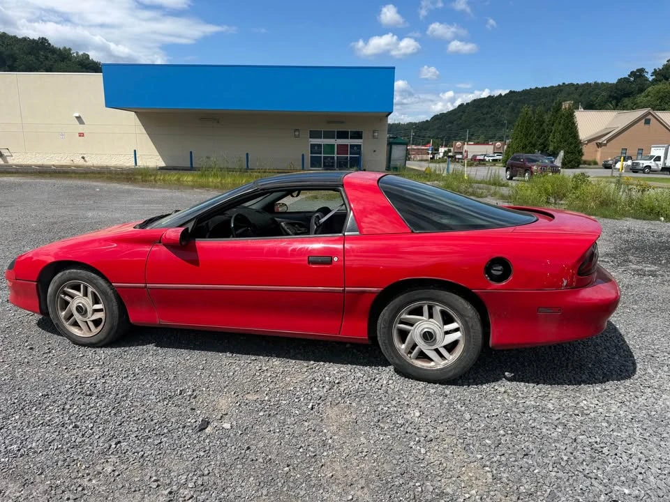 1996 Chevrolet Camaro 4th Gen - Image 7 of 10