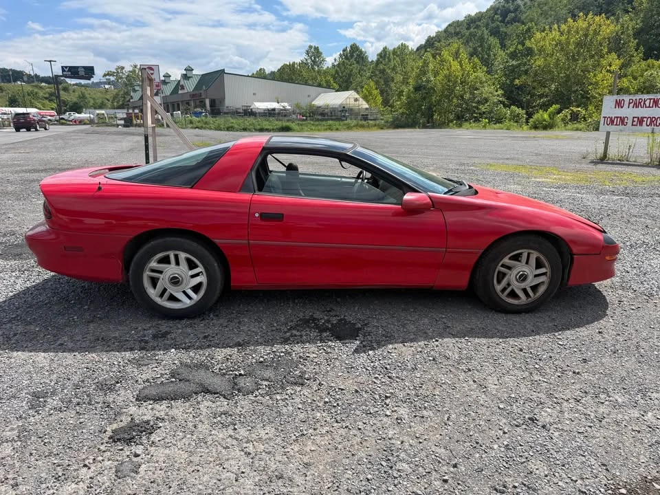 1996 Chevrolet Camaro 4th Gen - Image 6 of 10