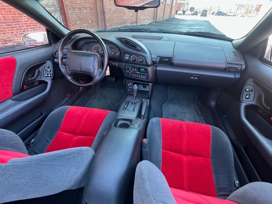 1996 Chevrolet Camaro 4th Gen - Image 10 of 12