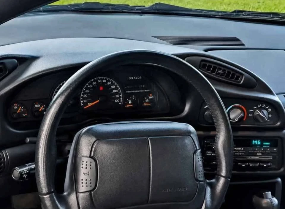 1996 Chevrolet Camaro 4th Gen - Image 10 of 15