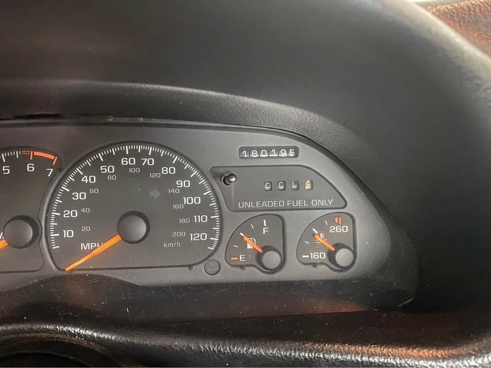 1996 Chevrolet Camaro 4th Gen - Image 8 of 11