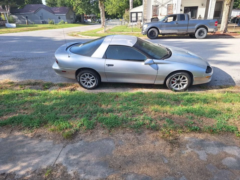 1996 Chevrolet Camaro 4th Gen - Image 2 of 9