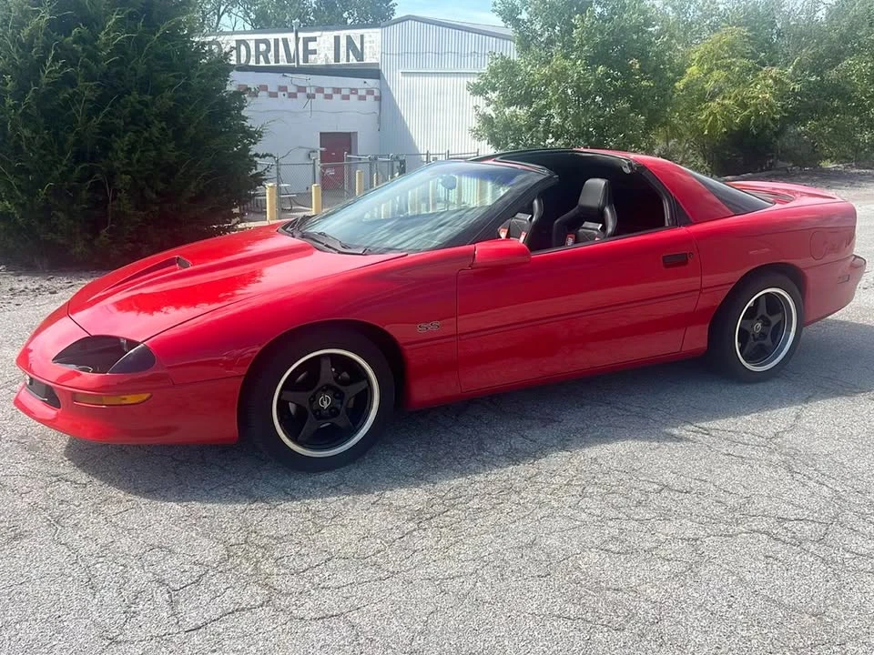 1996 Chevrolet Camaro 4th Gen - Image 2 of 20