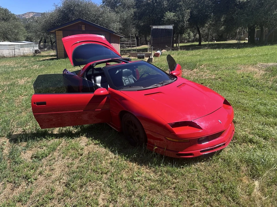 1996 Chevrolet Camaro 4th Gen - Image 11 of 21