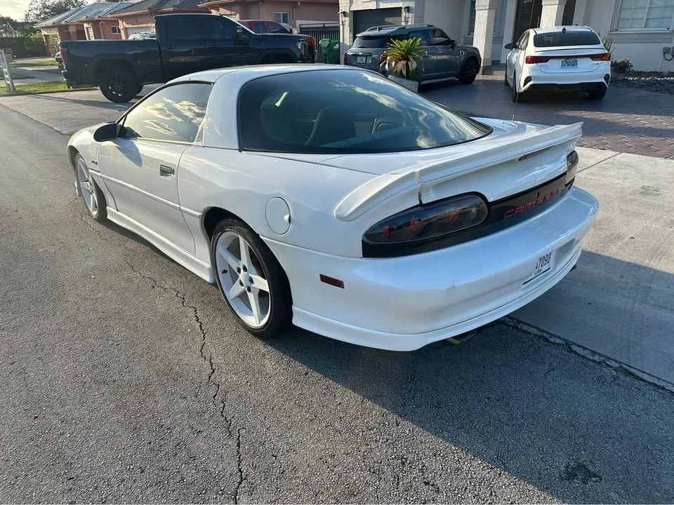 1996 Chevrolet Camaro 4th Gen - Image 4 of 12