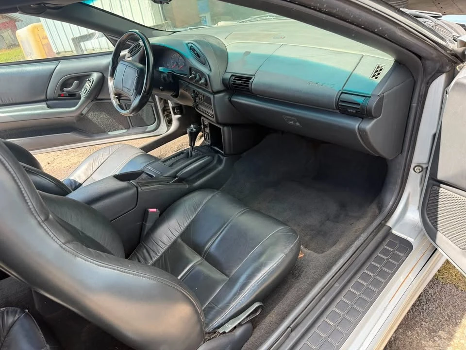 1996 Chevrolet Camaro 4th Gen - Image 10 of 15