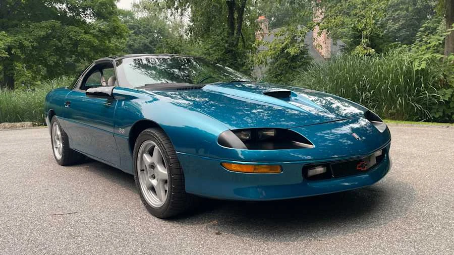 1996 Chevrolet Camaro SS 4th Gen - Image 6 of 31