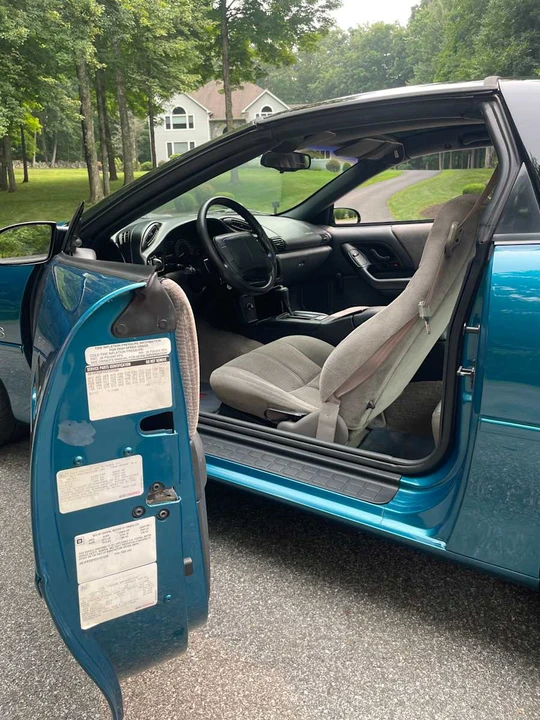 1996 Chevrolet Camaro SS 4th Gen - Image 28 of 31