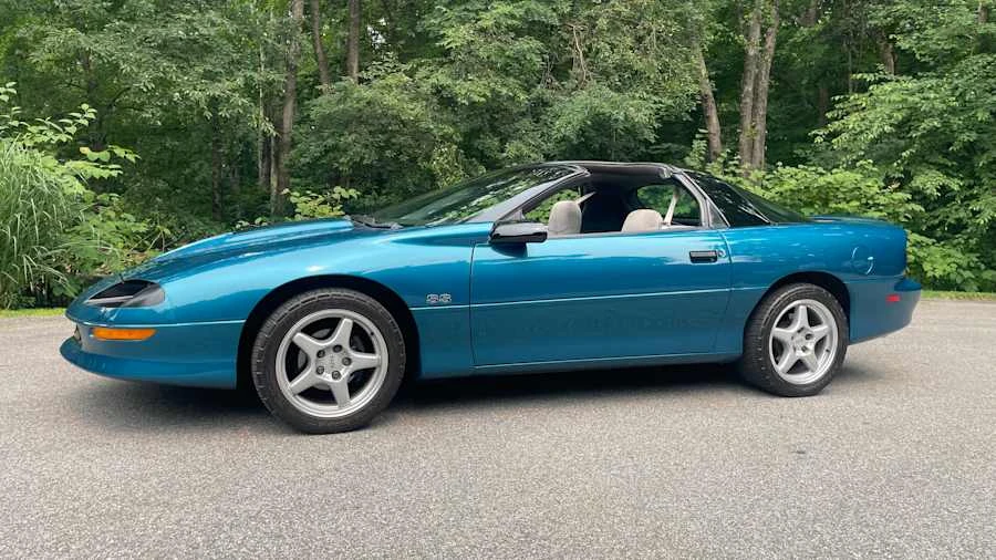 1996 Chevrolet Camaro SS 4th Gen - Image 11 of 31