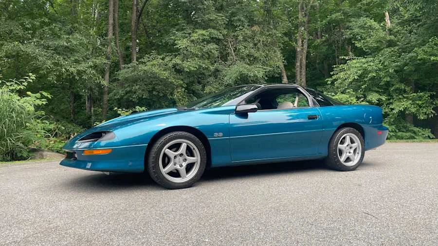 1996 Chevrolet Camaro SS 4th Gen - Image 20 of 31