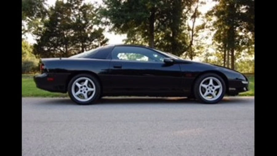 1996 Chevrolet Camaro SS 4th Gen - Image 2 of 10
