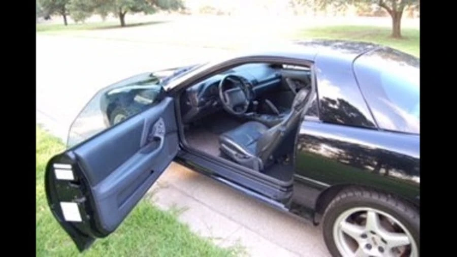 1996 Chevrolet Camaro SS 4th Gen - Image 5 of 10