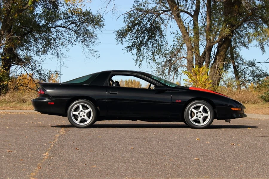 1996 Chevrolet Camaro SS 4th Gen - Image 2 of 30