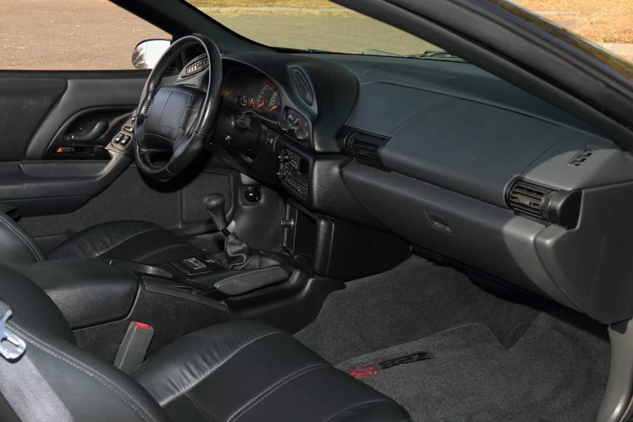 1996 Chevrolet Camaro SS 4th Gen - Image 18 of 30