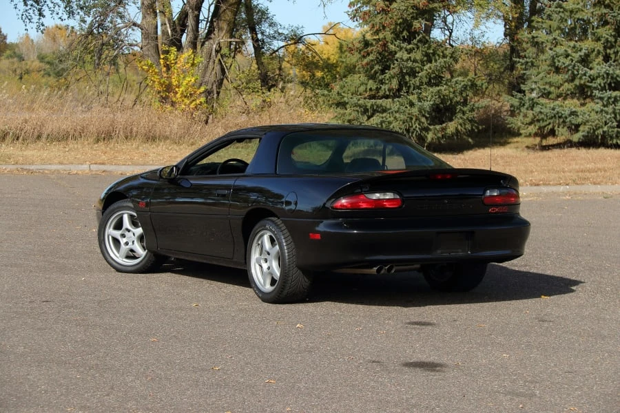 1996 Chevrolet Camaro SS 4th Gen - Image 16 of 30