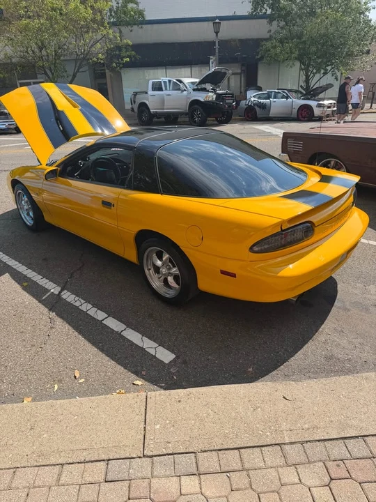 1996 Chevrolet Camaro SS 4th Gen - Image 8 of 12