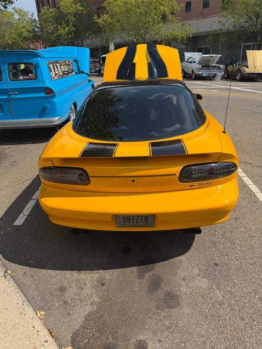 1996 Chevrolet Camaro SS 4th Gen - Image 7 of 12