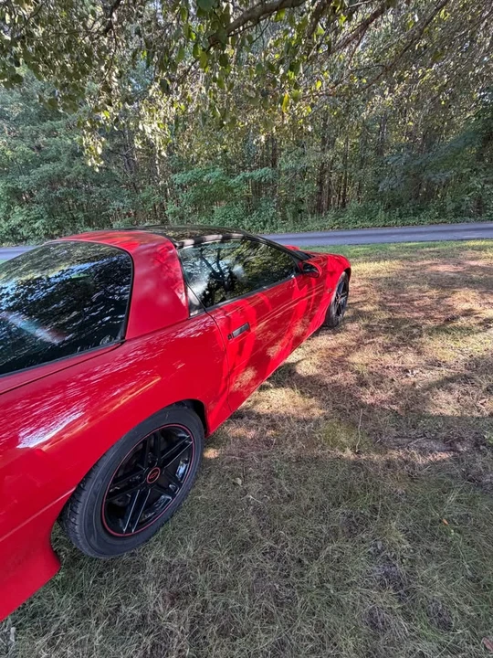 1996 Chevrolet Camaro SS 4th Gen - Image 5 of 7
