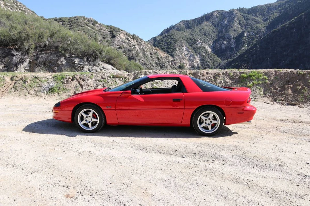 1996 Chevrolet Camaro SS 4th Gen - Image 3 of 23