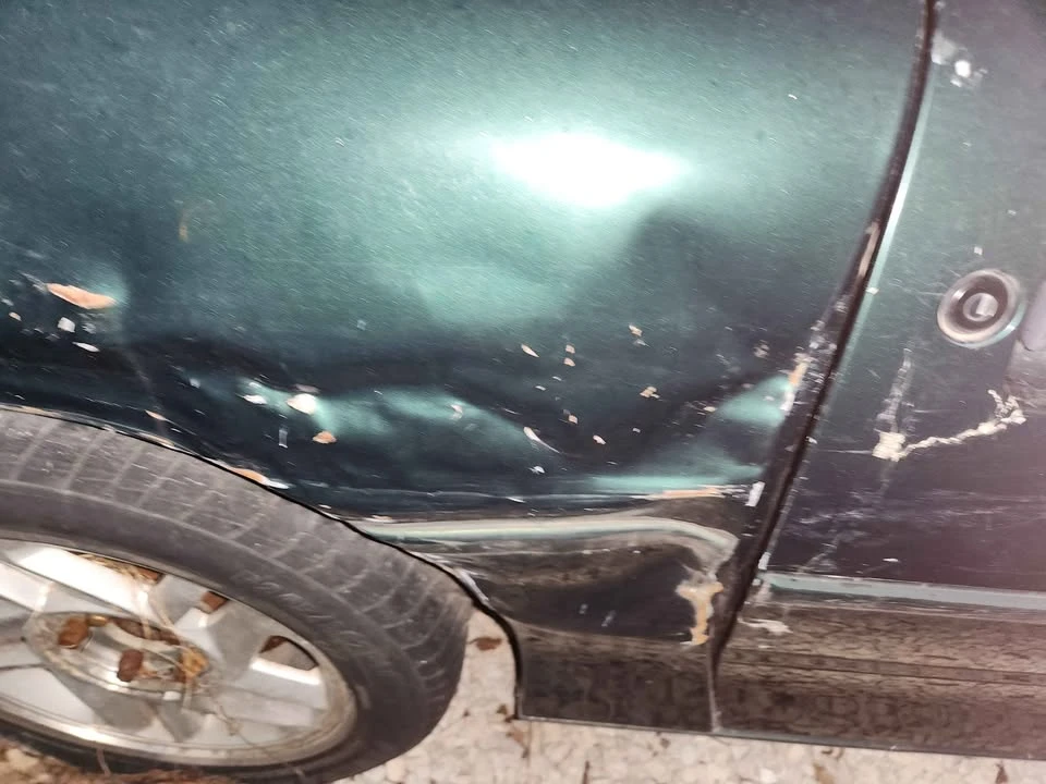 1996 Chevrolet - Image 7 of 13
