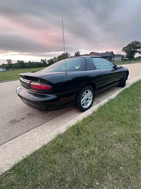 1996 Chevrolet Camaro Z28 4th Gen - Image 2 of 15