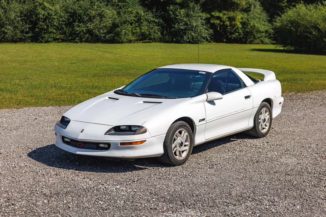 1996 Chevrolet Camaro Z28 4th Gen - Image 2 of 31