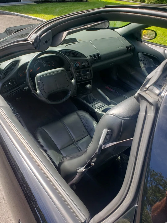 1996 Chevrolet Camaro SS 4th Gen - Image 14 of 31
