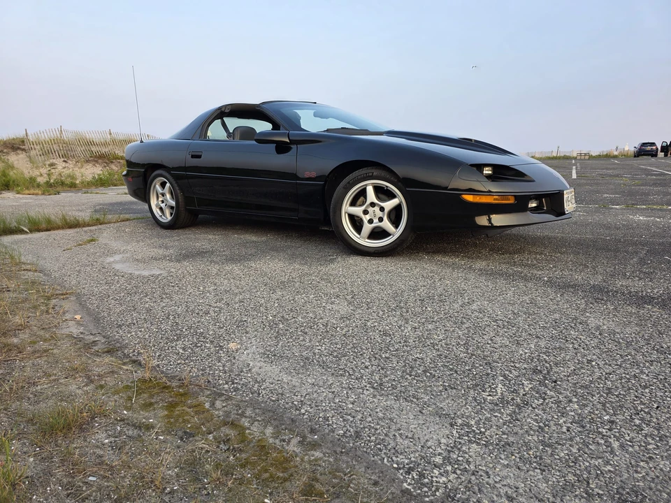 1996 Chevrolet Camaro SS 4th Gen - Image 6 of 31