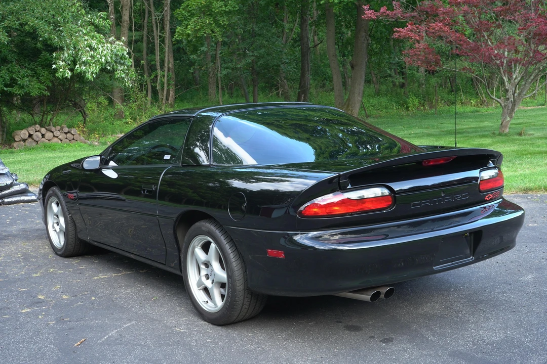 1996 Chevrolet Camaro SS 4th Gen - Image 14 of 31